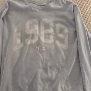 Gray/light blue 1989 Sweatshirt